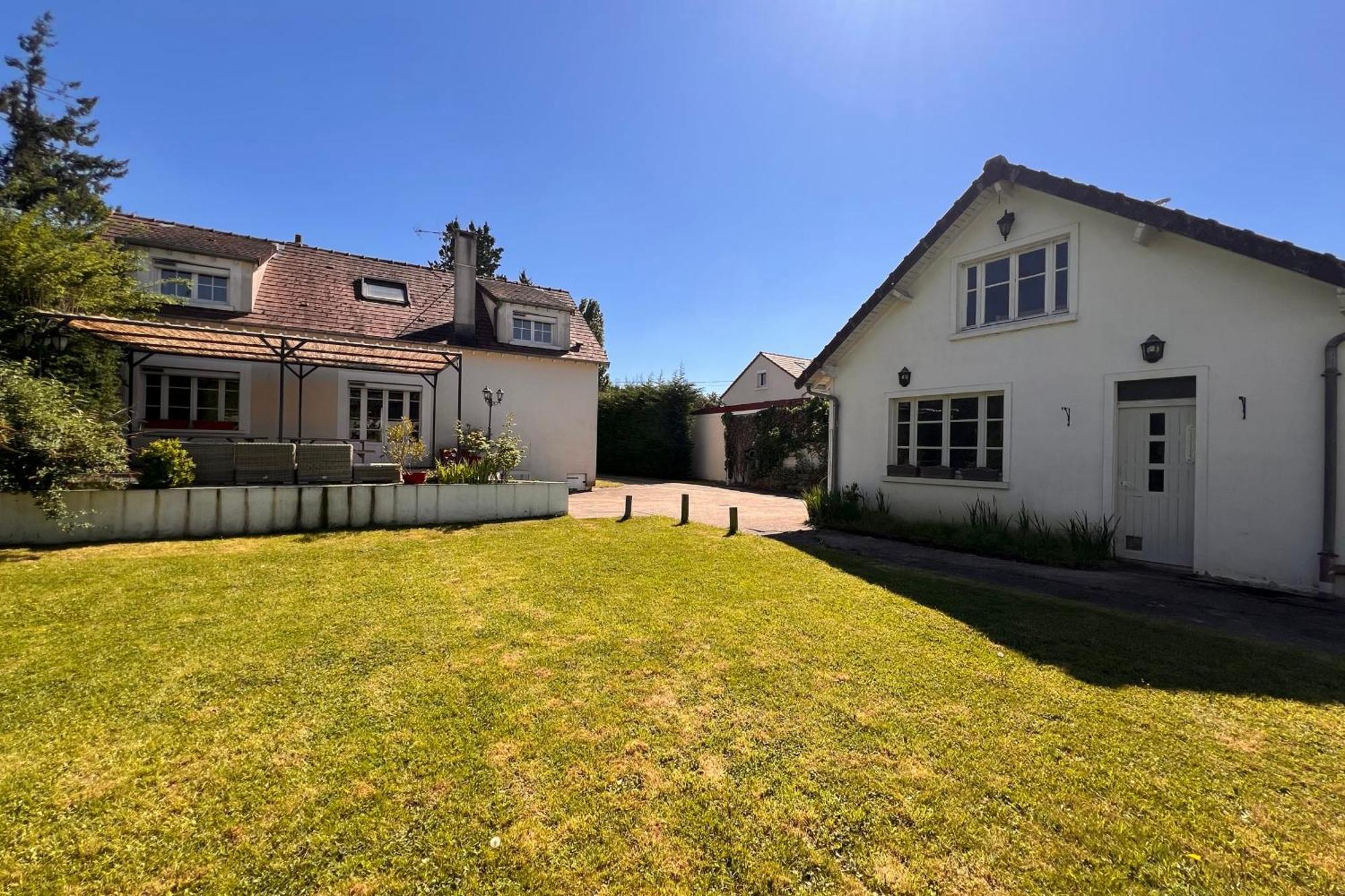 Les Sablons Villa La Houssaye-en-Brie ภายนอก รูปภาพ